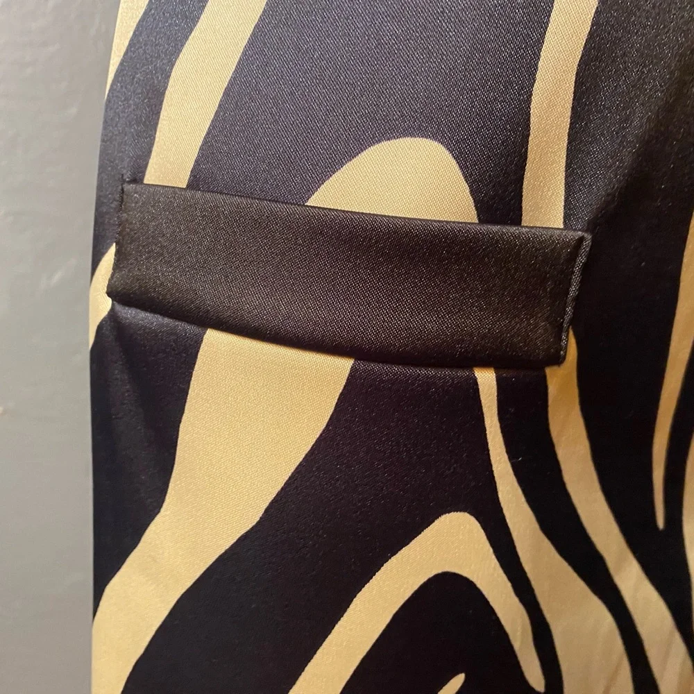 ALYX LIMITED SAFARI SILK ROUNDNECK  SLEEVELESS SHIFT DRESS - Picture 4 of 16